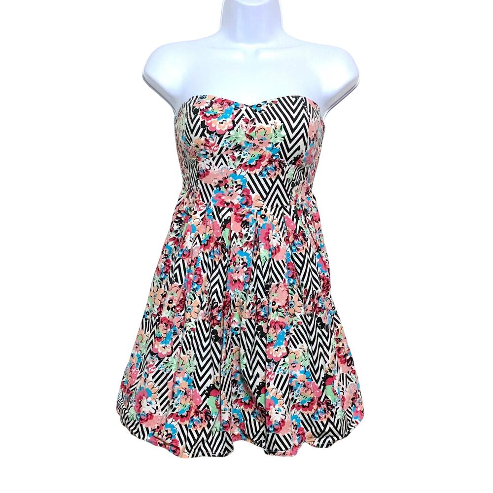 No Boundaries Babydoll Strapless Mini Dress S Smocked Floral Zig Zag Summer Y2K - Picture 1 of 8